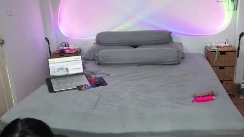 inkymiki online show from 11-05-25, 04:12