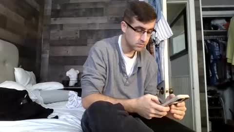 Snapshot of inmybackyard chatting on 12-16-25, 04:34 InMyBackyard online show from 12-16-25, 04:34