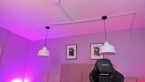 Snapshot of inndrahot chatting on 12-10-24, 09:44 Indra online show from 12-10-24, 09:44