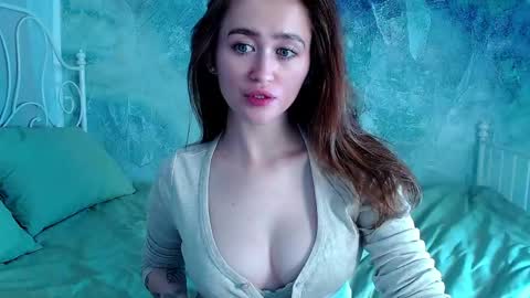 Lina online show from 04-27-26, 01:31