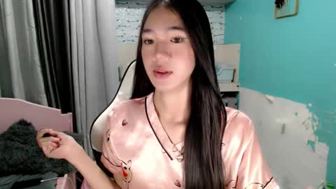 Reign online show from 03-13-26, 06:25