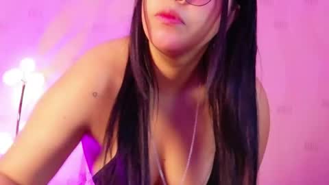 innocenthazel online show from 04-26-26, 12:03