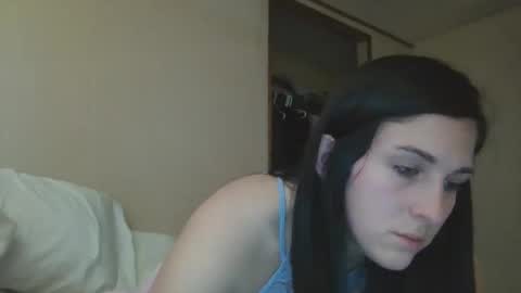 innocentlilsarah online show from 11-05-25, 05:13