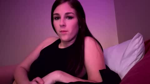 innocentlilsarah online show from 02-07-26, 04:16