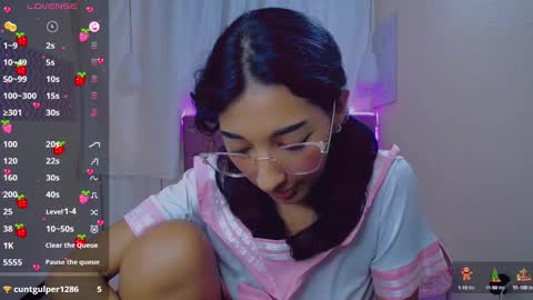 Snapshot of inocent_luna chatting on 12-12-24, 04:10 Luna moon online show from 12-12-24, 04:10