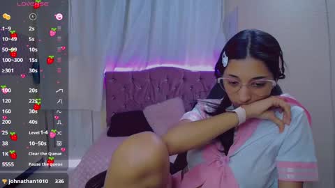 Snapshot of inocent_luna chatting on 12-16-24, 05:54 Luna moon online show from 12-16-24, 05:54