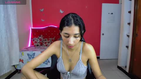 Snapshot of inocent_luna chatting on 02-06-25, 05:14 Luna moon online show from 02-06-25, 05:14