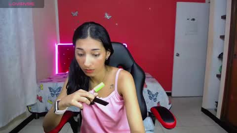 Snapshot of inocent_luna chatting on 03-08-25, 07:05 Luna moon online show from 03-08-25, 07:05