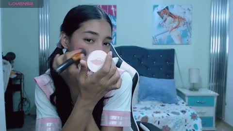Luna moon online show from 04-25-26, 11:24