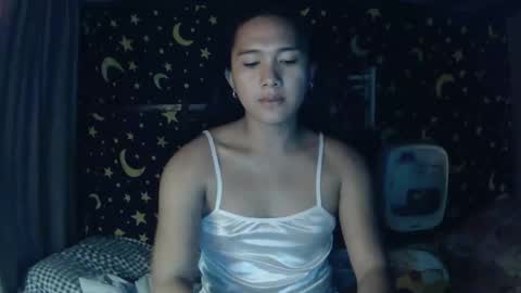 Snapshot of insulting_whoreifica chatting on 11-22-25, 05:50 MAXINE online show from 11-22-25, 05:50