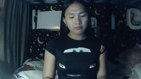 MAXINE online show from 04-25-26, 05:54