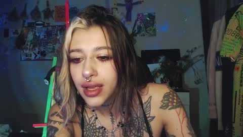 Snapshot of insunnity666 chatting on 12-14-24, 10:45 Insunnity666 online show from 12-14-24, 10:45