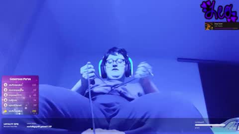 Snapshot of intentkitten chatting on 03-14-26, 07:36 Reigning Leo online show from 03-14-26, 07:36