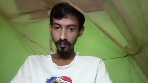 interne8famous online show from 11-04-25, 10:14