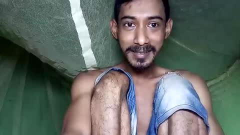 interne8famous online show from 12-05-25, 10:24