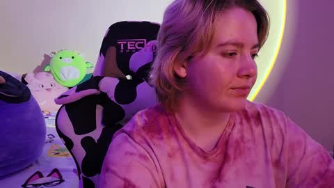 Faye online show from 12-29-24, 06:16