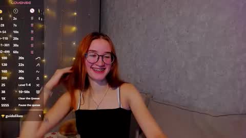 Snapshot of internetsexplorer chatting on 12-18-25, 10:16 Bernadette Join online show from 12-18-25, 10:16