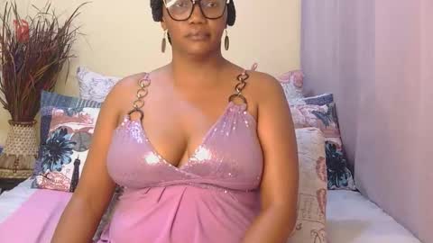 Snapshot of intimacysexy chatting on 05-17-26, 03:08 boniswa caroline online show from 05-17-26, 03:08