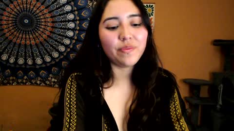 Snapshot of intimatetales chatting on 01-17-25, 05:19 Africa online show from 01-17-25, 05:19