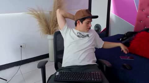 invincible200 online show from 09-29-25, 03:17