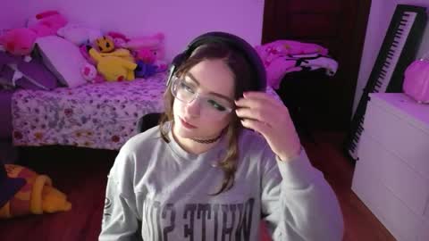 invisibledollx online show from 05-25-26, 07:58