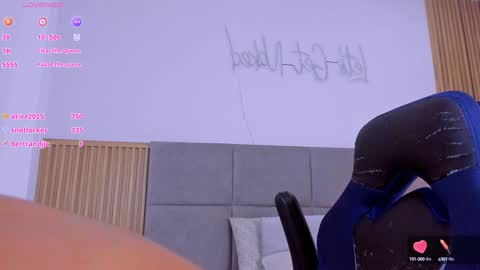 Snapshot of iori_21 chatting on 01-13-25, 11:06 iori online show from 01-13-25, 11:06