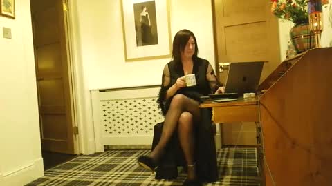 Irena Adler online show from 02-07-26, 11:30