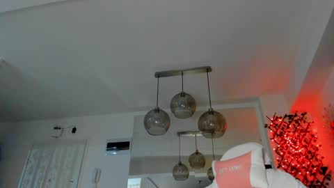 Ir s room online show from 12-17-24, 05:18