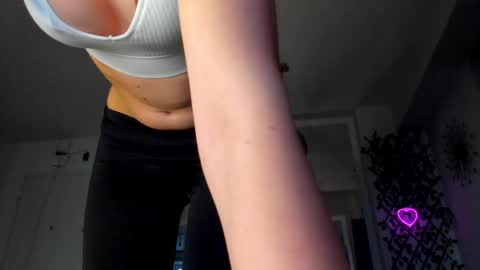 Ir s room online show from 02-21-25, 03:43