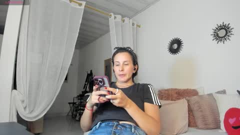 Snapshot of irina_05 chatting on 02-28-26, 01:17 IRINA online show from 02-28-26, 01:17