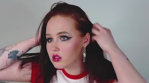 Snapshot of irinaart chatting on 12-29-24, 05:31 Irina online show from 12-29-24, 05:31