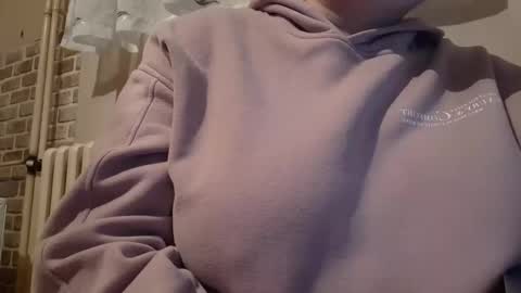 Snapshot of irinnak chatting on 02-24-25, 03:42 IrinnaK online show from 02-24-25, 03:42