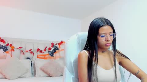 Snapshot of iris8_ chatting on 10-13-25, 12:16 iris8_ online show from 10-13-25, 12:16