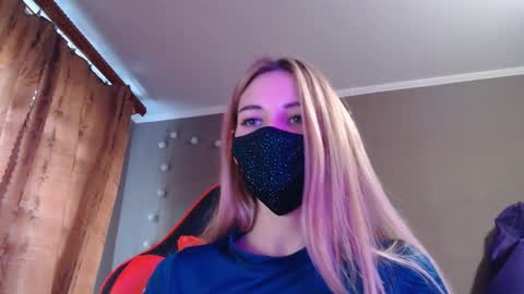 Lily online show from 10-25-25, 02:13