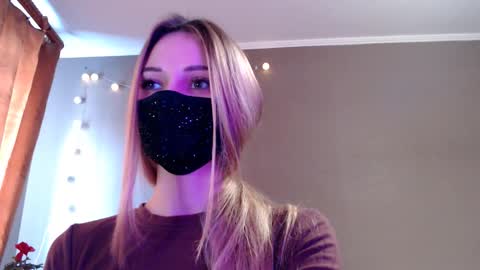 Lily online show from 02-10-26, 01:26