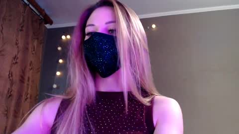 Lily online show from 04-06-26, 04:41