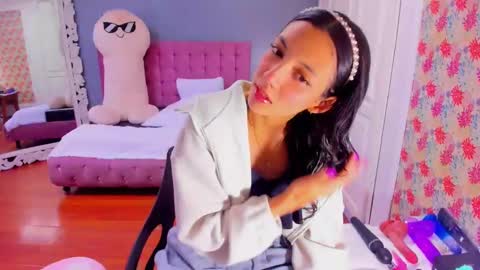 Iris online show from 01-23-25, 10:32