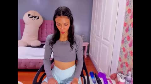 Iris online show from 01-31-25, 01:45