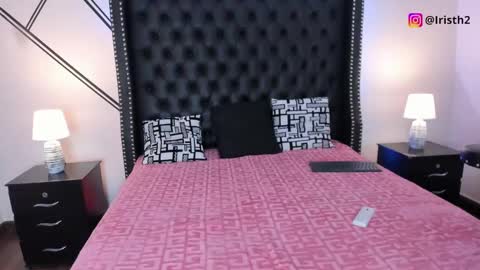 Iris online show from 03-09-25, 01:26