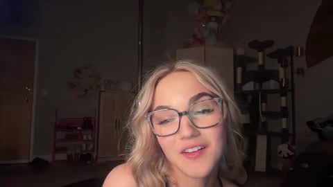 iris online show from 02-23-25, 12:41