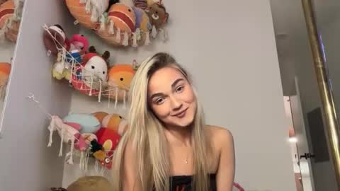 iris online show from 10-30-25, 02:57