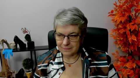 I R I S online show from 12-12-24, 11:07