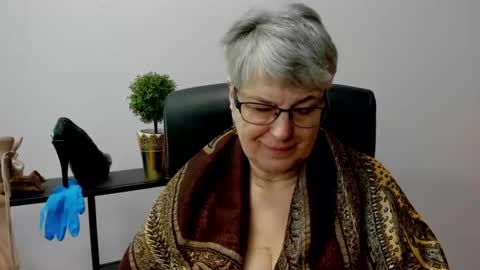 I R I S online show from 02-17-25, 10:51