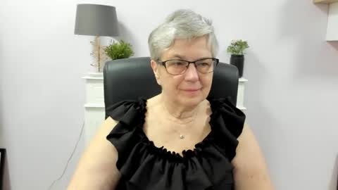 I R I S online show from 05-29-26, 06:11