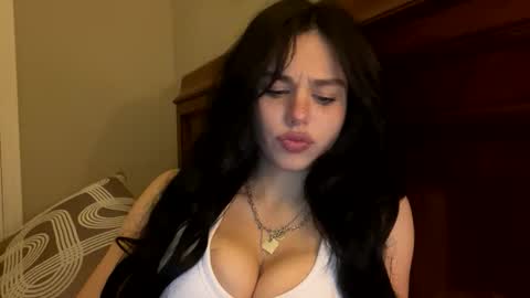 irisbabyyyyyyy online show from 04-25-26, 03:42