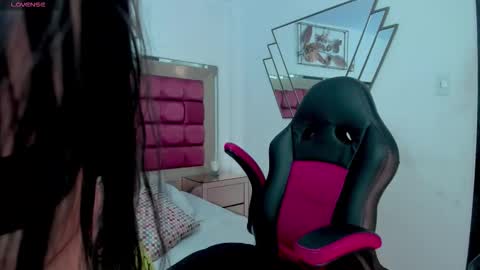 irisblume online show from 02-21-26, 12:06