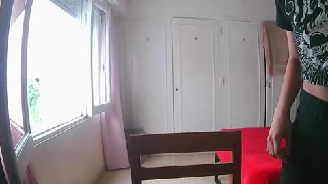 Iris online show from 11-24-25, 09:03