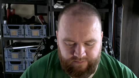 Snapshot of irishdaddy24 chatting on 12-07-24, 01:18 twitter theirishman205 online show from 12-07-24, 01:18