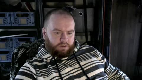 Snapshot of irishdaddy24 chatting on 12-08-24, 12:19 twitter theirishman205 online show from 12-08-24, 12:19