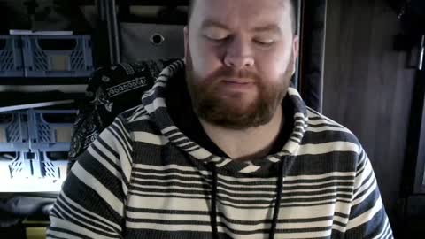 Snapshot of irishdaddy24 chatting on 12-15-24, 10:18 twitter theirishman205 online show from 12-15-24, 10:18